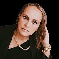 JULIANA VAREJAO